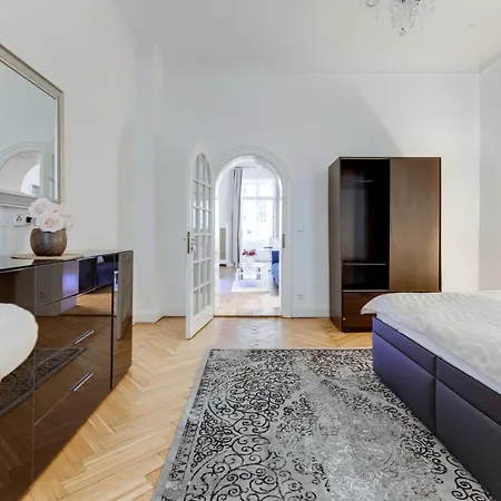 شقة Wenceslass Square Royal براغ