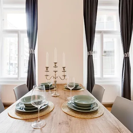 Apartamento Wenceslass Square Royal Praga