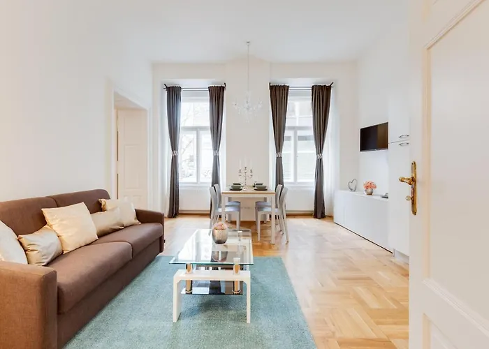 Wenceslass Square Royal Apartment *